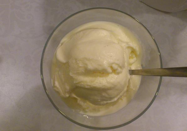 Как сделать мороженое из молока и сгущенного молока Как сделать мороженое из молока и сгущенного молока